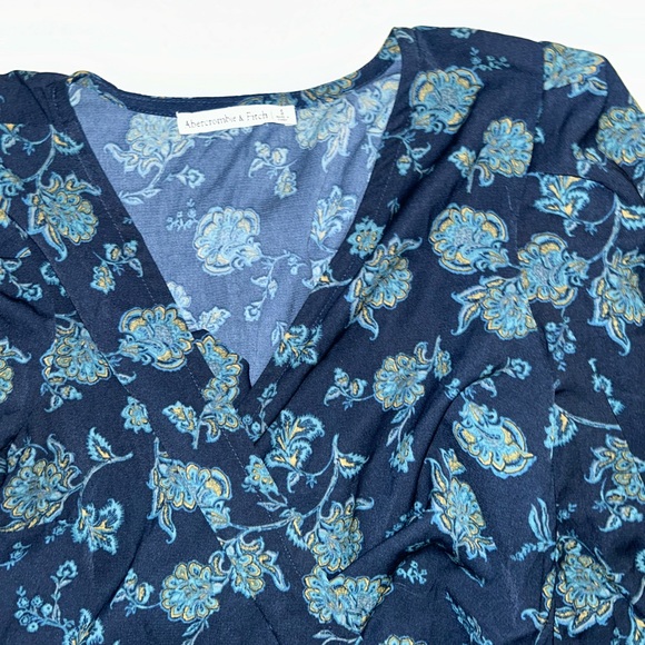 wrap abercrombie top - Picture 2 of 3